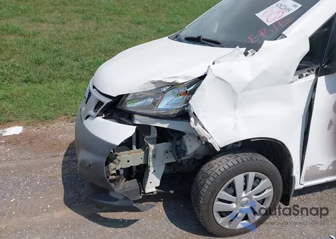 2016 Nissan Nv200 Sv z USA, uszkodzony, nr VIN 3N6CM0KN1GK700894